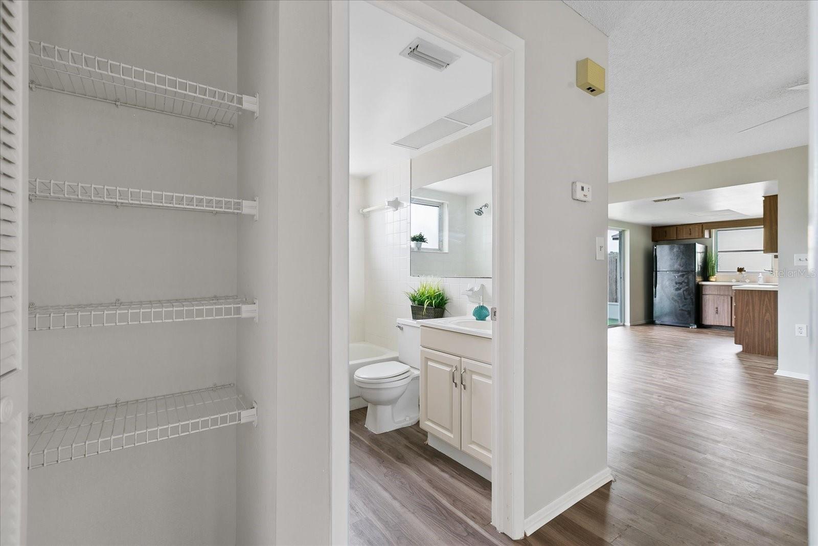 Listing photo id 14 for 9744 Rainelle Lane