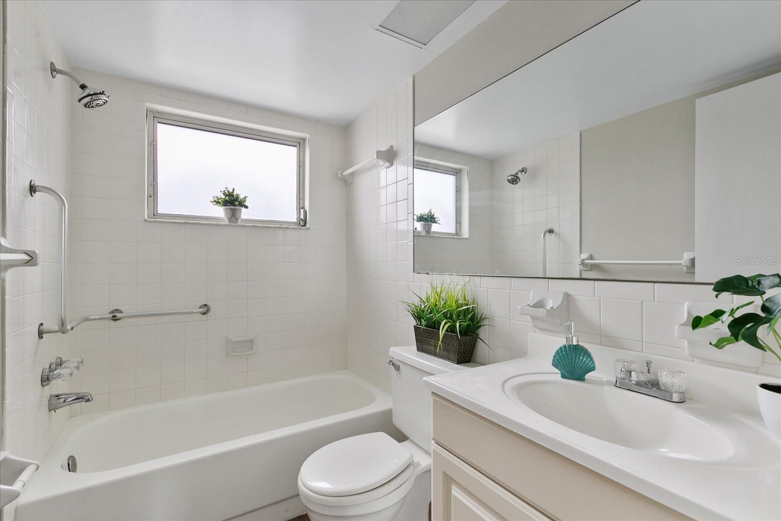 Listing photo id 15 for 9744 Rainelle Lane