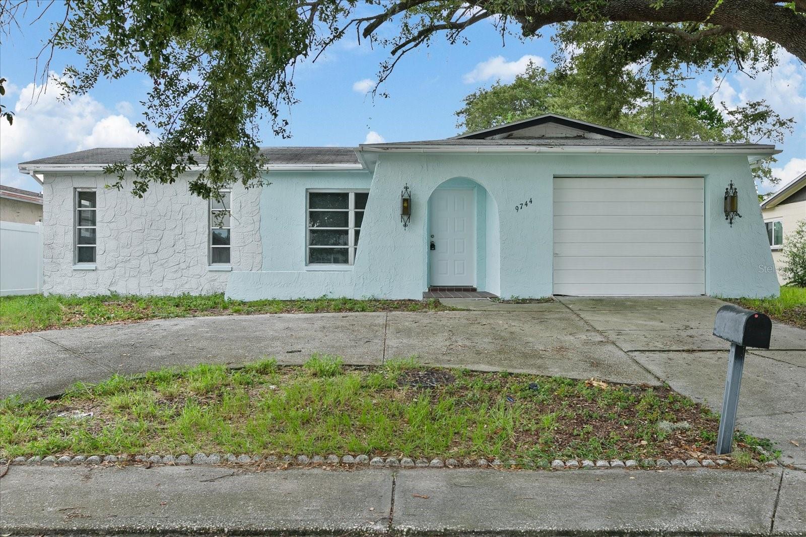 Listing photo id 1 for 9744 Rainelle Lane