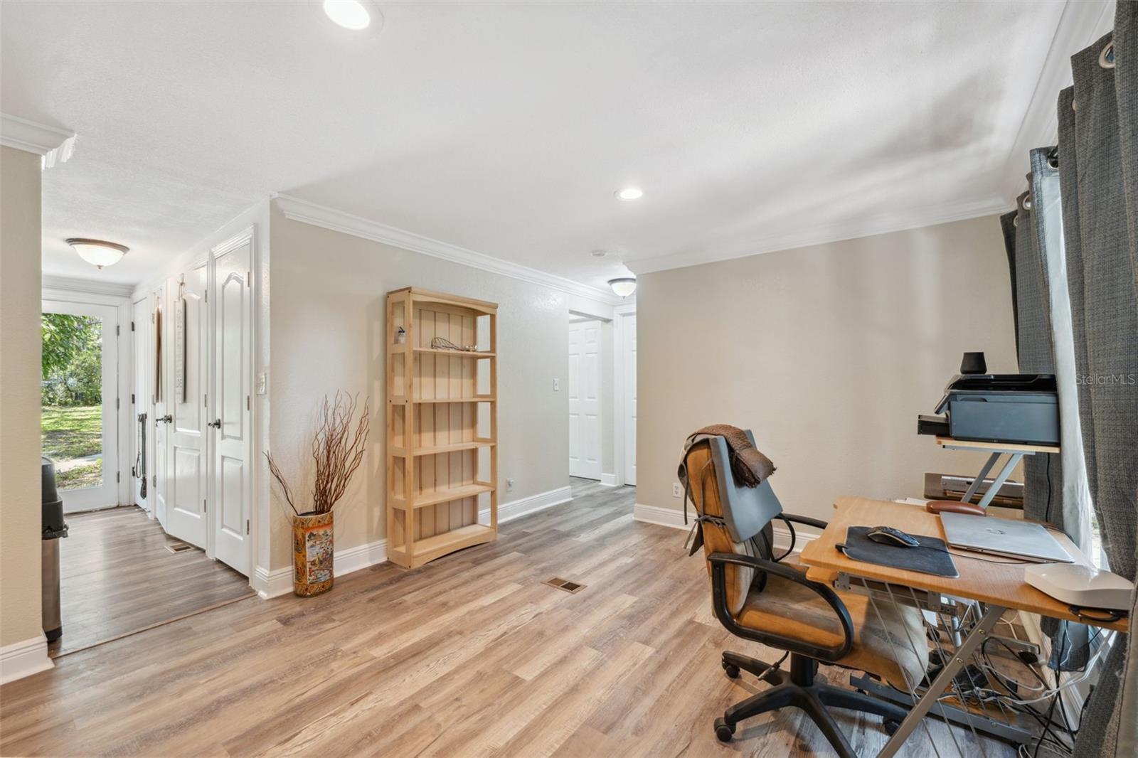 Image 14 of 48 For 10319 Kim Lane