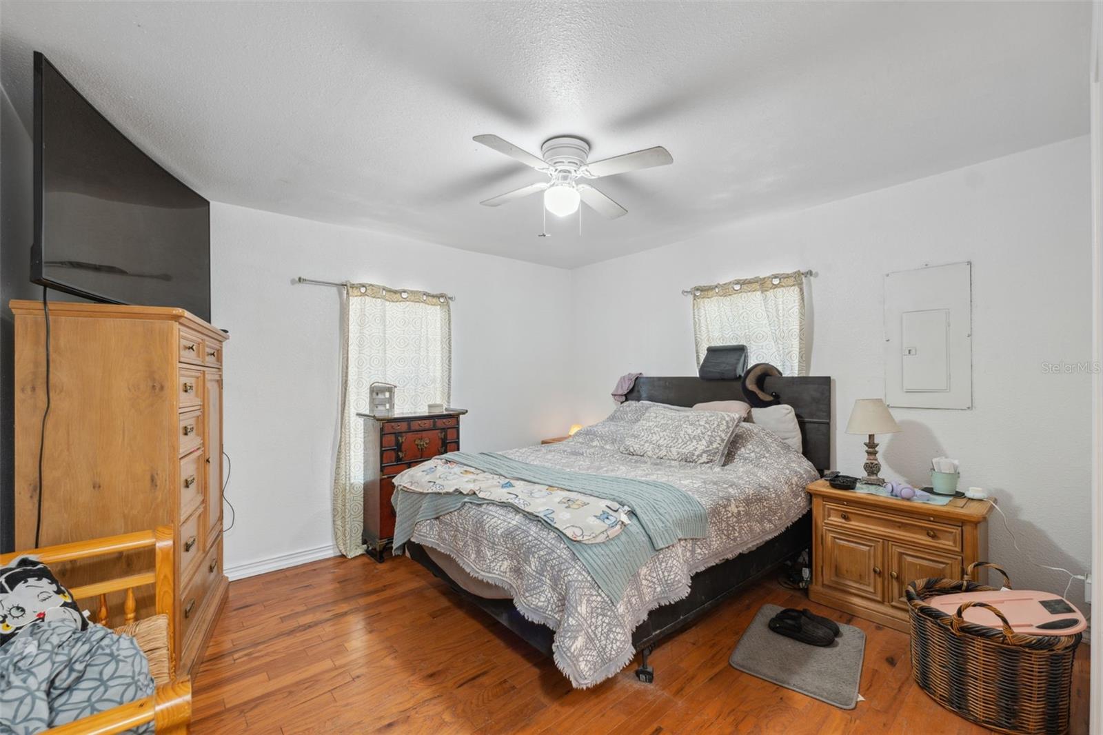 Image 23 of 48 For 10319 Kim Lane