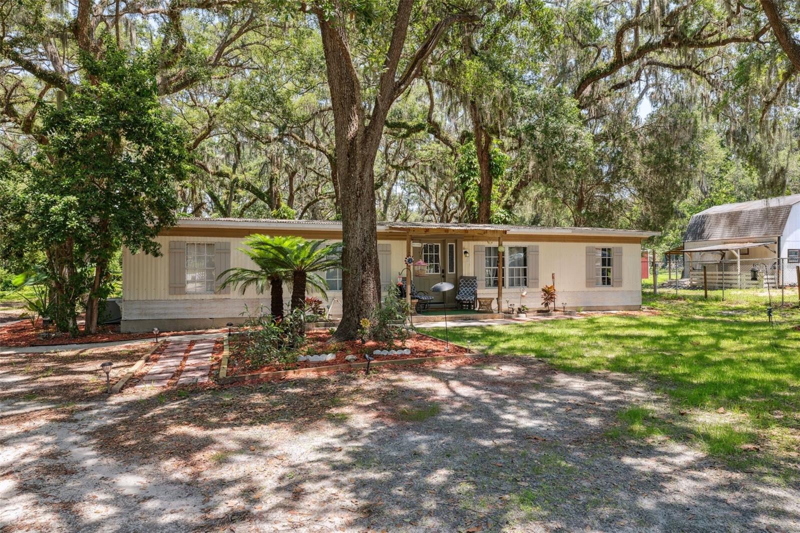 Image 5 of 48 For 10319 Kim Lane