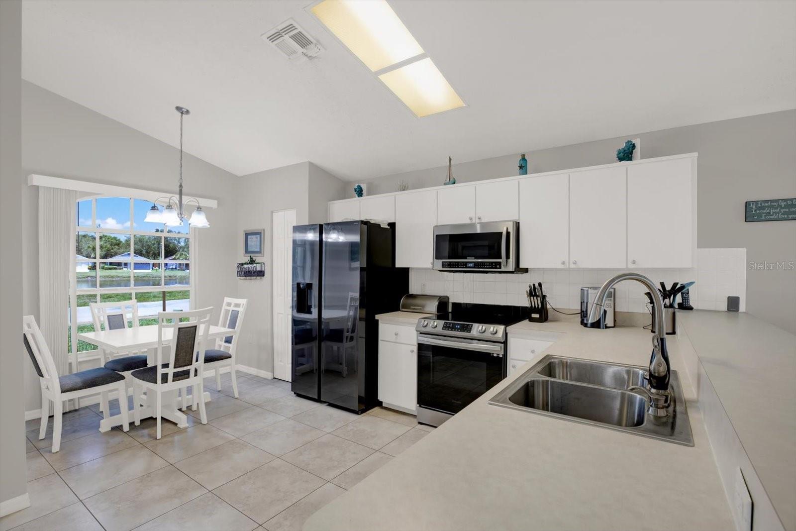 Image 10 of 35 For 7736 Chadwick Drive