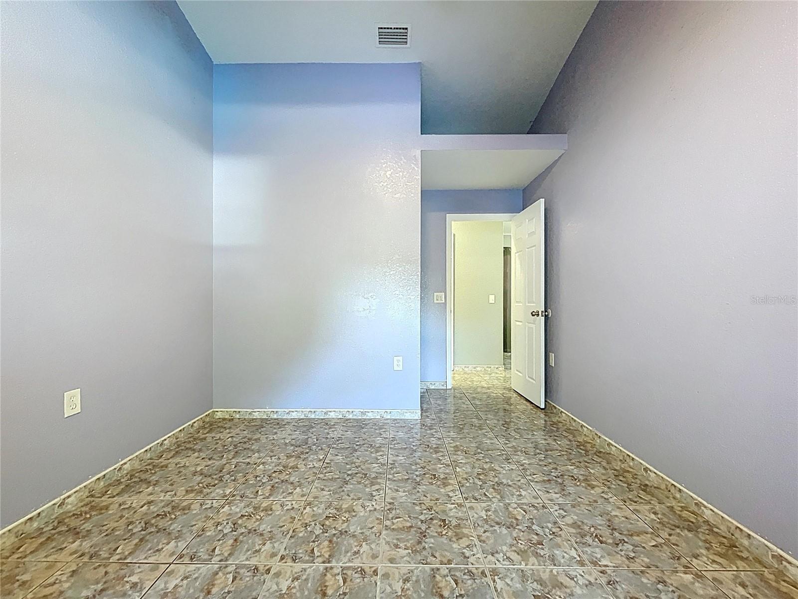 Listing photo id 20 for 6158 Sumter Drive