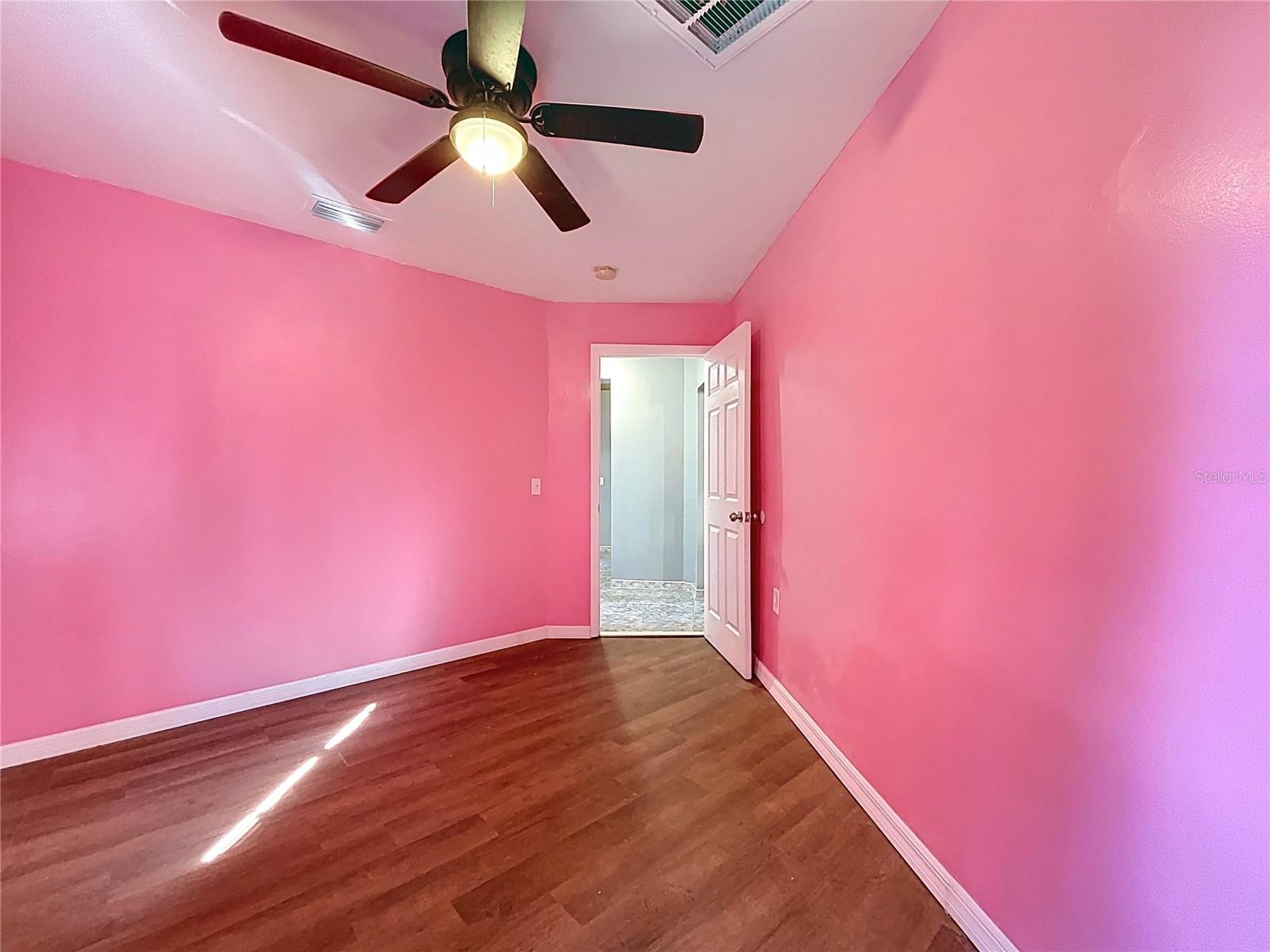 Listing photo id 27 for 6158 Sumter Drive