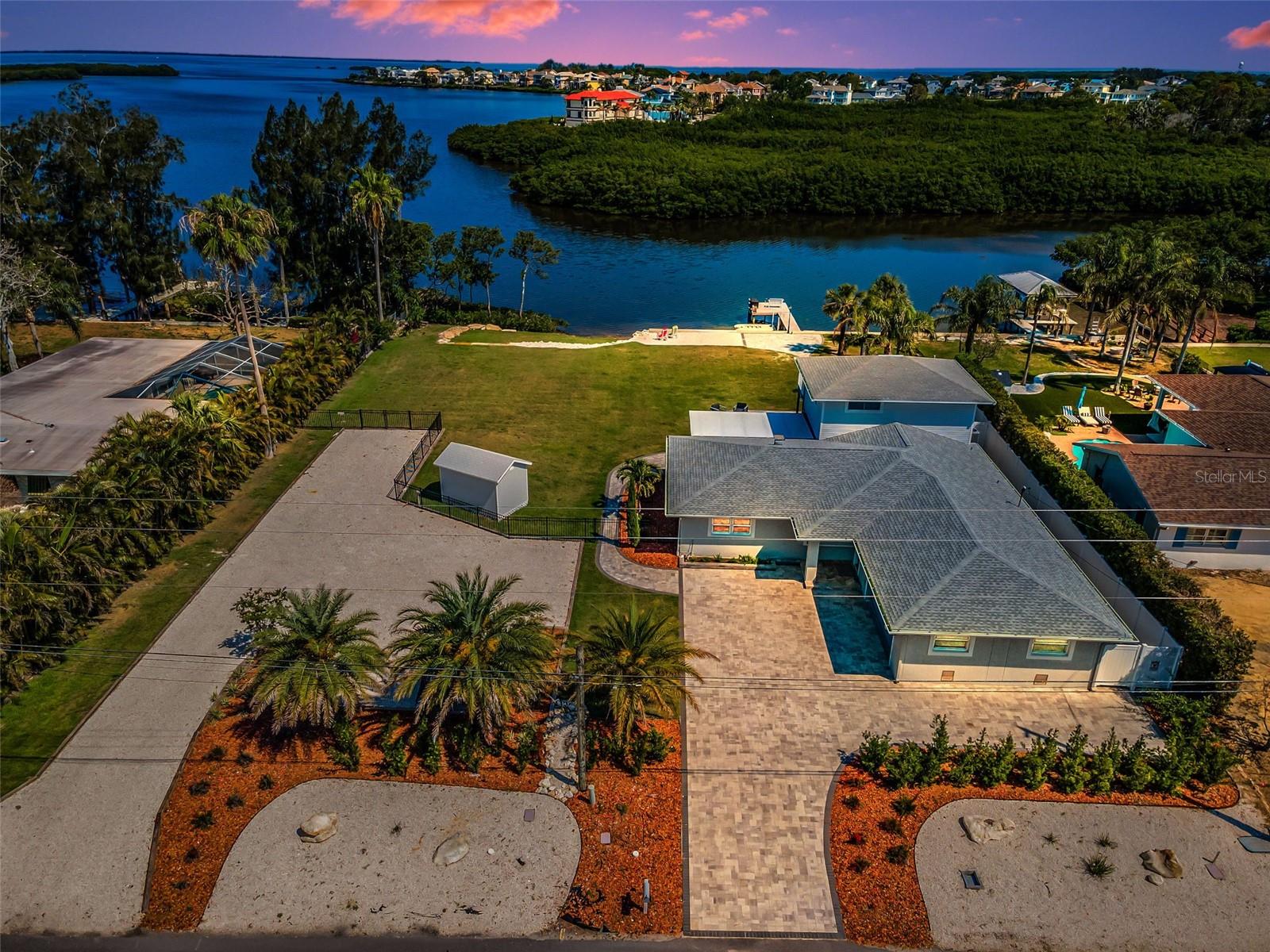 Image 4 of 88 For 1620 Sea Breeze Drive