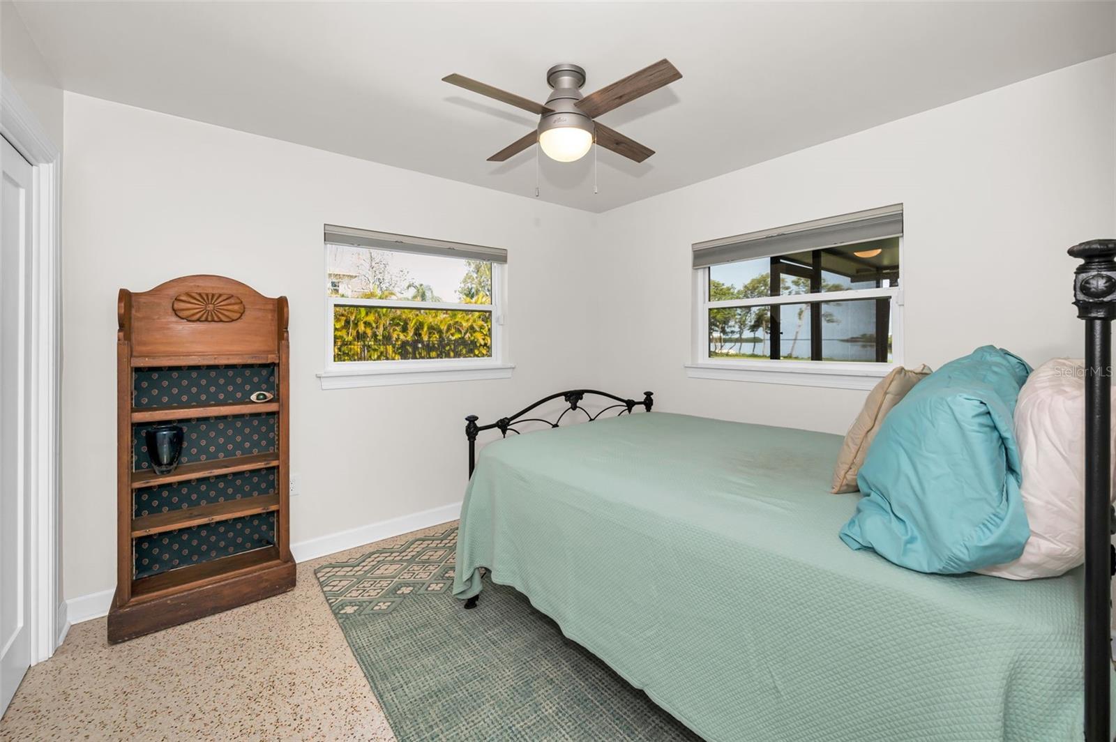 Image 50 of 88 For 1620 Sea Breeze Drive