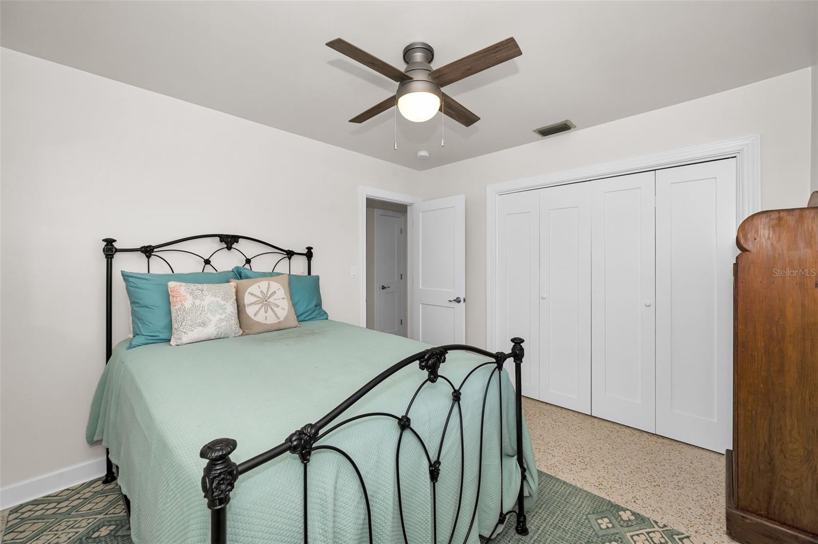 Image 51 of 88 For 1620 Sea Breeze Drive