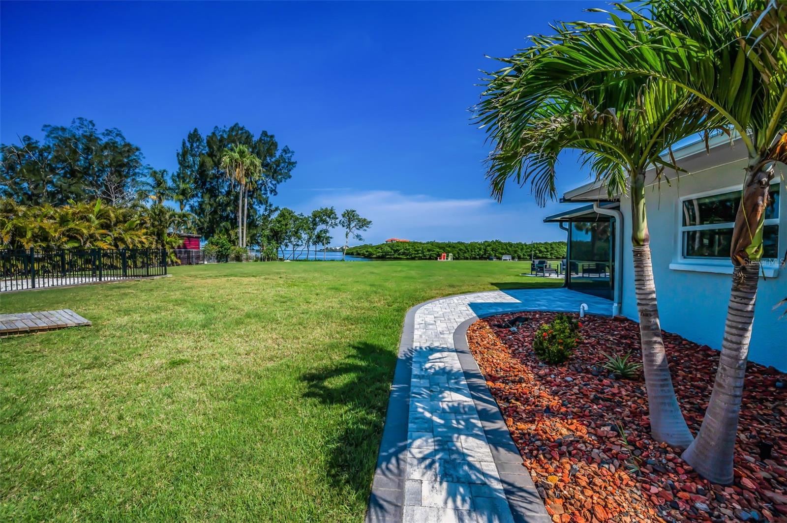 Image 84 of 88 For 1620 Sea Breeze Drive