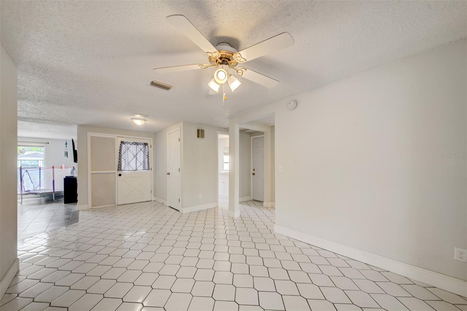 Image 14 of 46 For 6231 Westport Drive