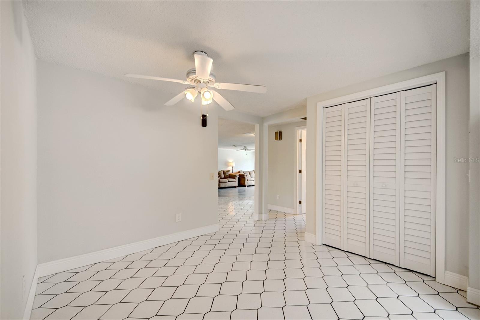 Image 16 of 46 For 6231 Westport Drive