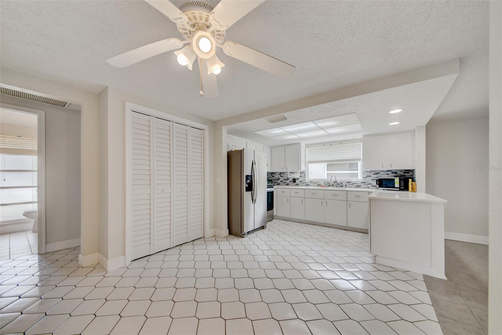 Image 17 of 46 For 6231 Westport Drive