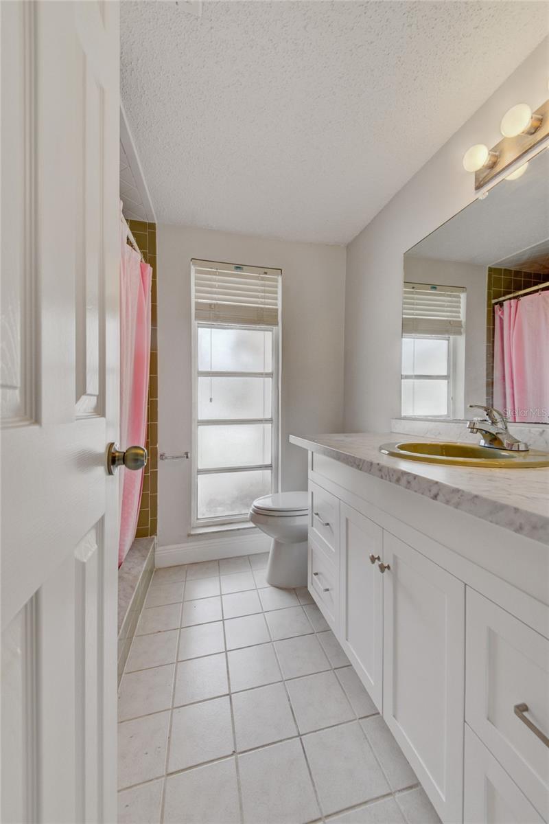 Image 27 of 46 For 6231 Westport Drive