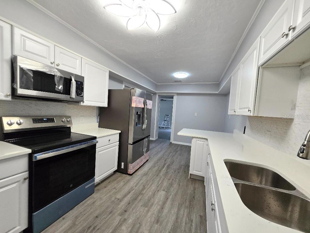 Image 20 of 50 For 2827 2nd Street