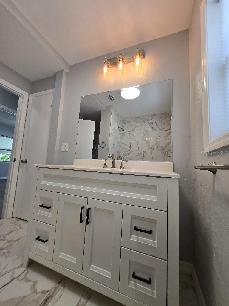 Image 24 of 50 For 2827 2nd Street