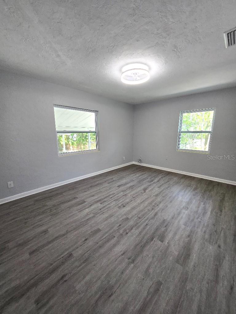 Image 35 of 50 For 2827 2nd Street