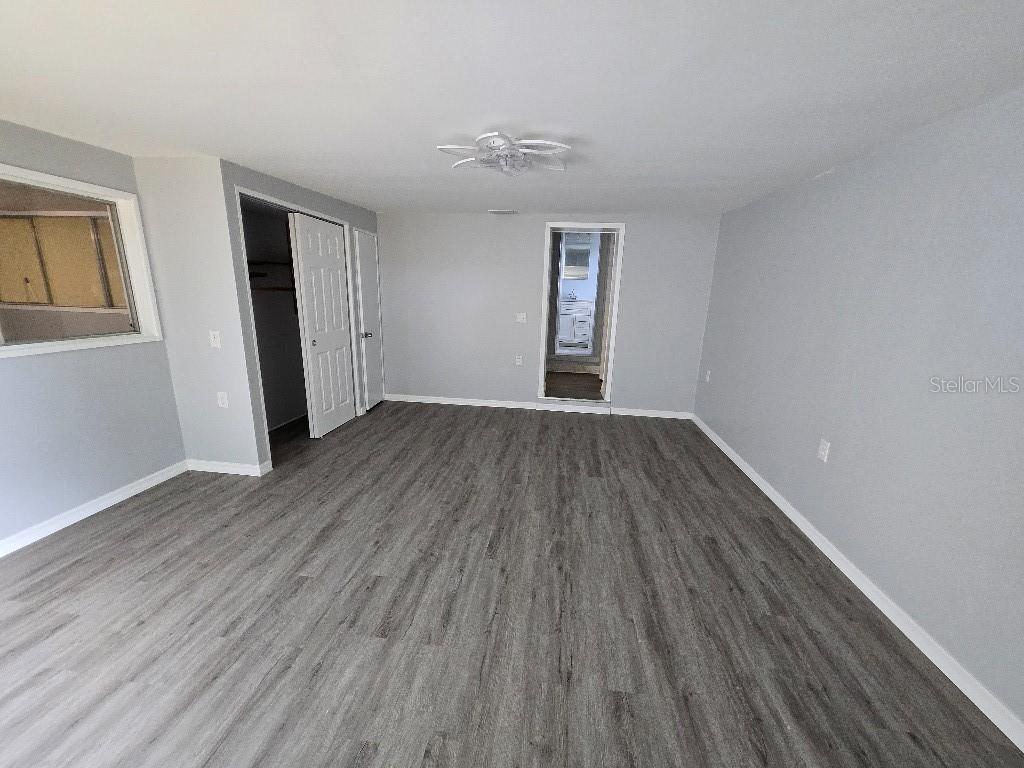 Image 43 of 50 For 2827 2nd Street