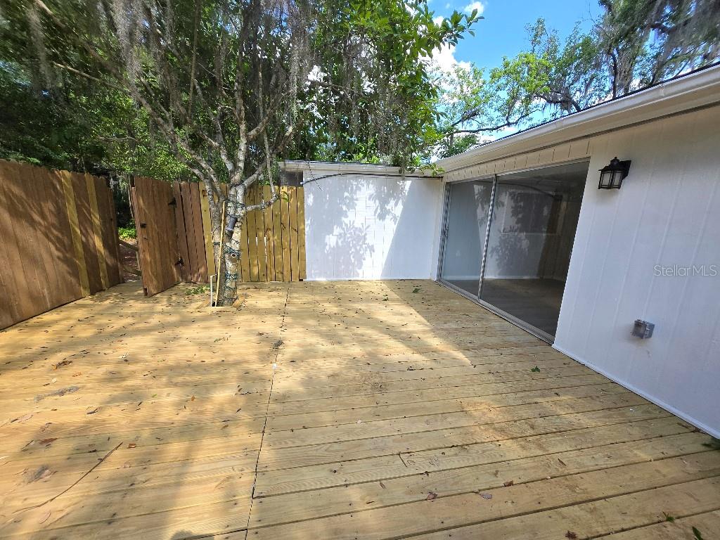Image 45 of 50 For 2827 2nd Street