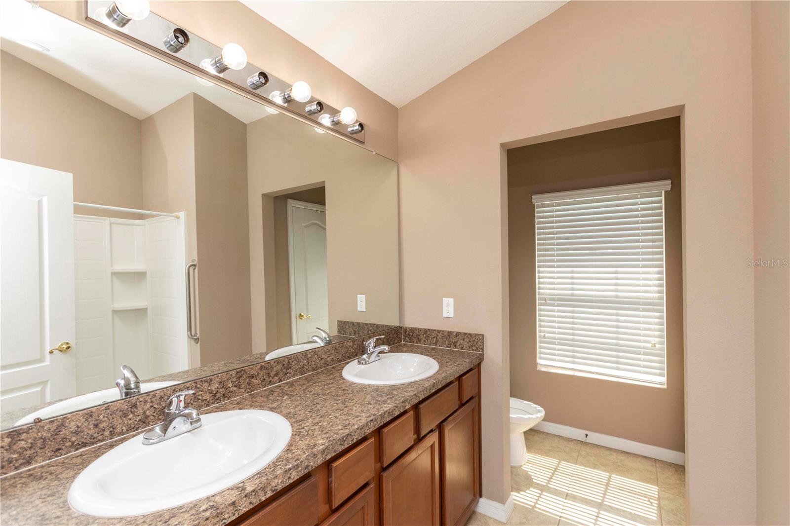 Image 18 of 31 For 8409 Blue Rock Drive