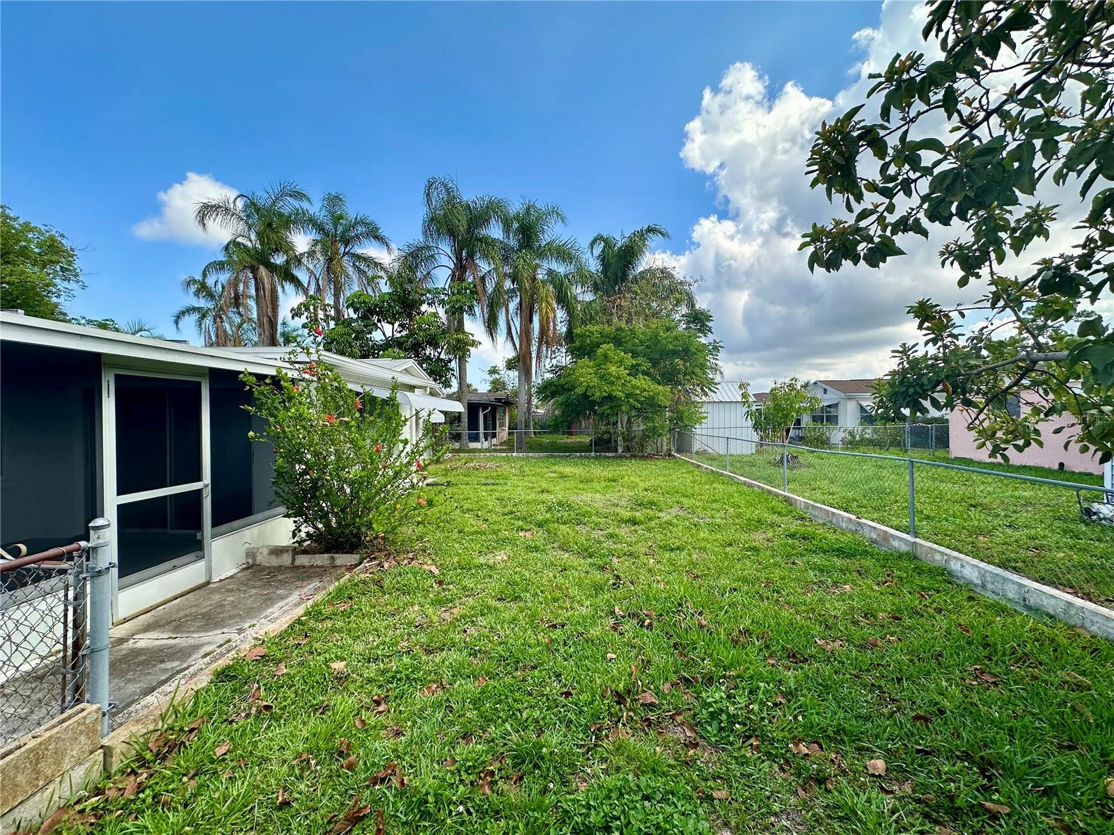 Image 18 of 23 For 10014 Kingswood Lane