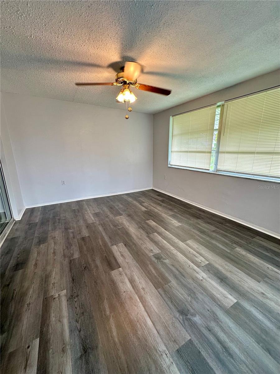 Image 6 of 23 For 10014 Kingswood Lane