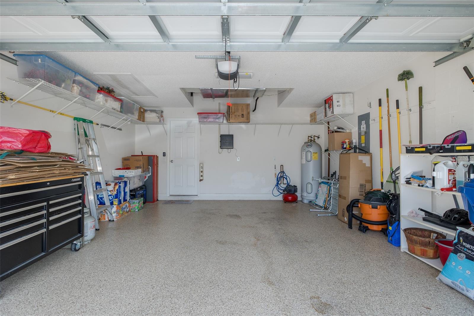 Listing photo id 41 for 1105 Flora Vista Street