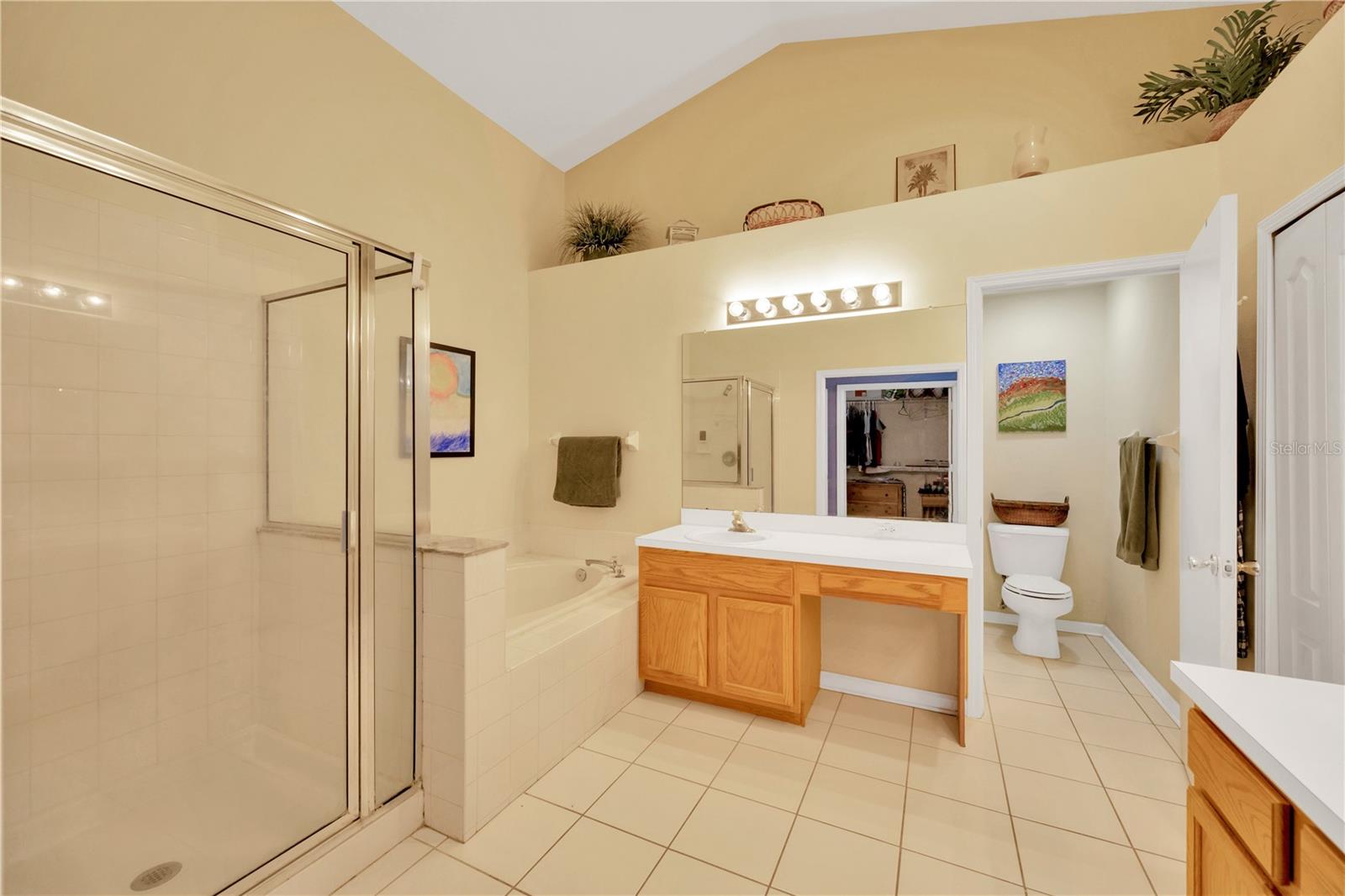 Image 22 of 37 For 1009 Summer Breeze Drive