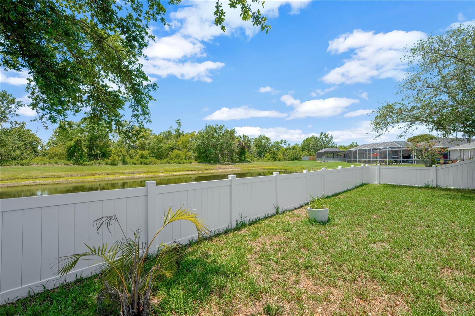 Image 34 of 37 For 1009 Summer Breeze Drive