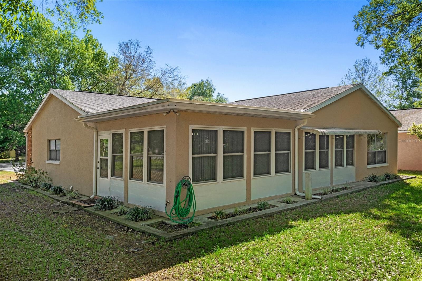 Image 11 of 38 For 28 Golfview Drive 363