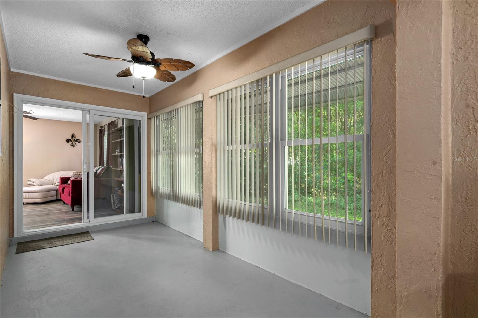 Image 33 of 38 For 28 Golfview Drive 363
