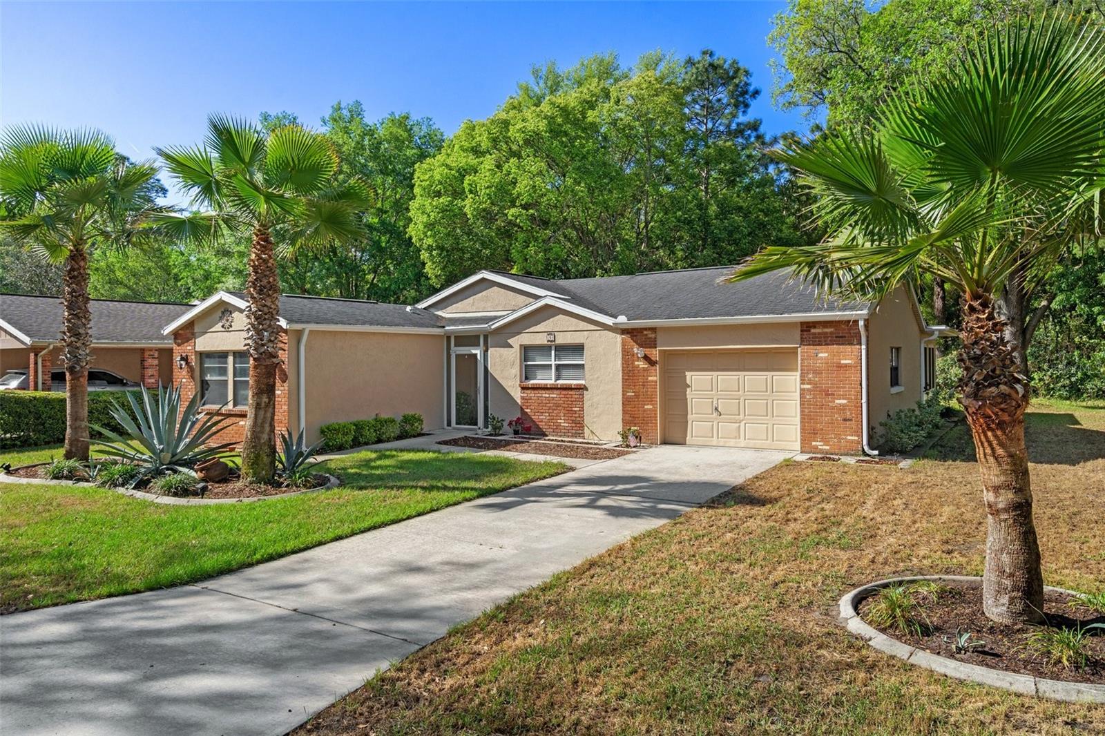 Image 8 of 38 For 28 Golfview Drive 363