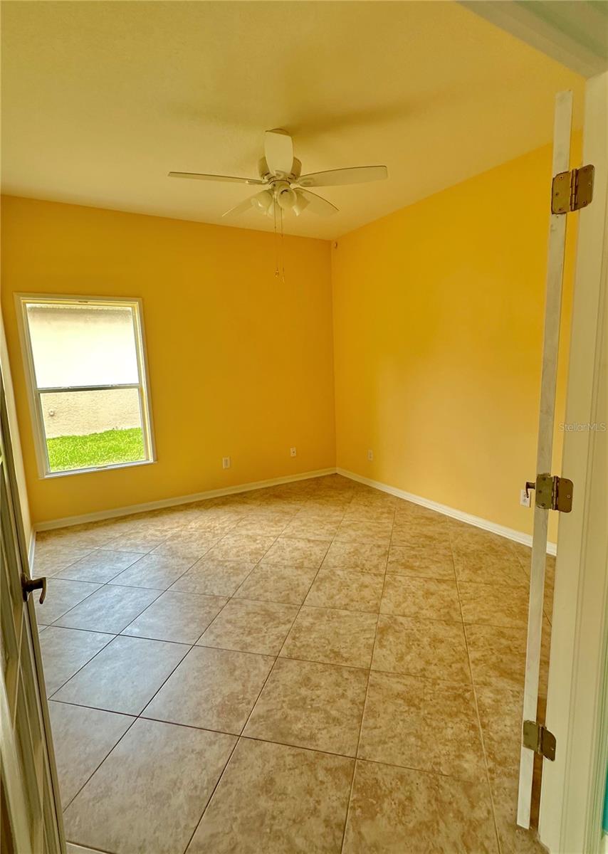 Listing photo id 9 for 11055 Belle Haven Drive