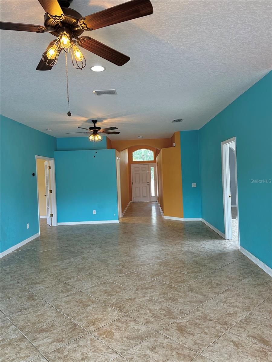 Listing photo id 12 for 11055 Belle Haven Drive
