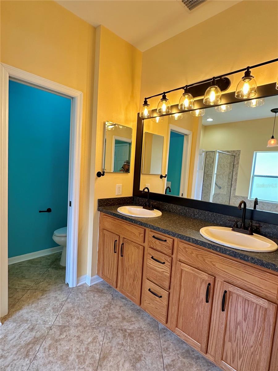 Listing photo id 24 for 11055 Belle Haven Drive