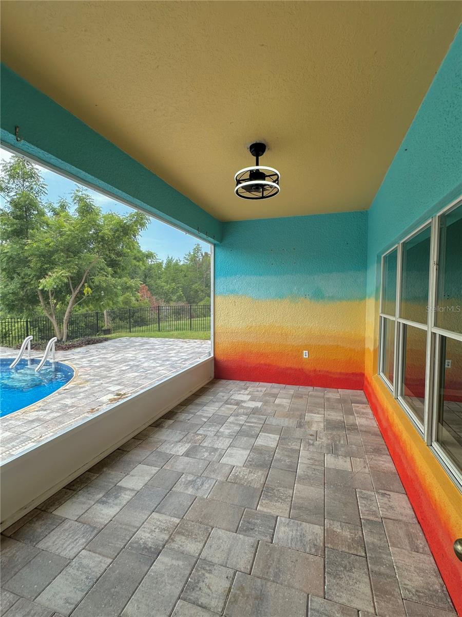 Listing photo id 25 for 11055 Belle Haven Drive