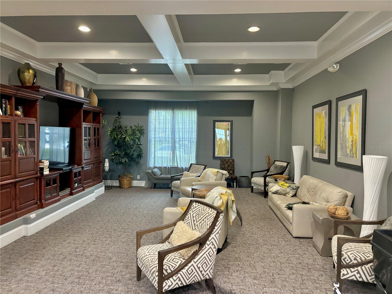 Listing photo id 36 for 11055 Belle Haven Drive