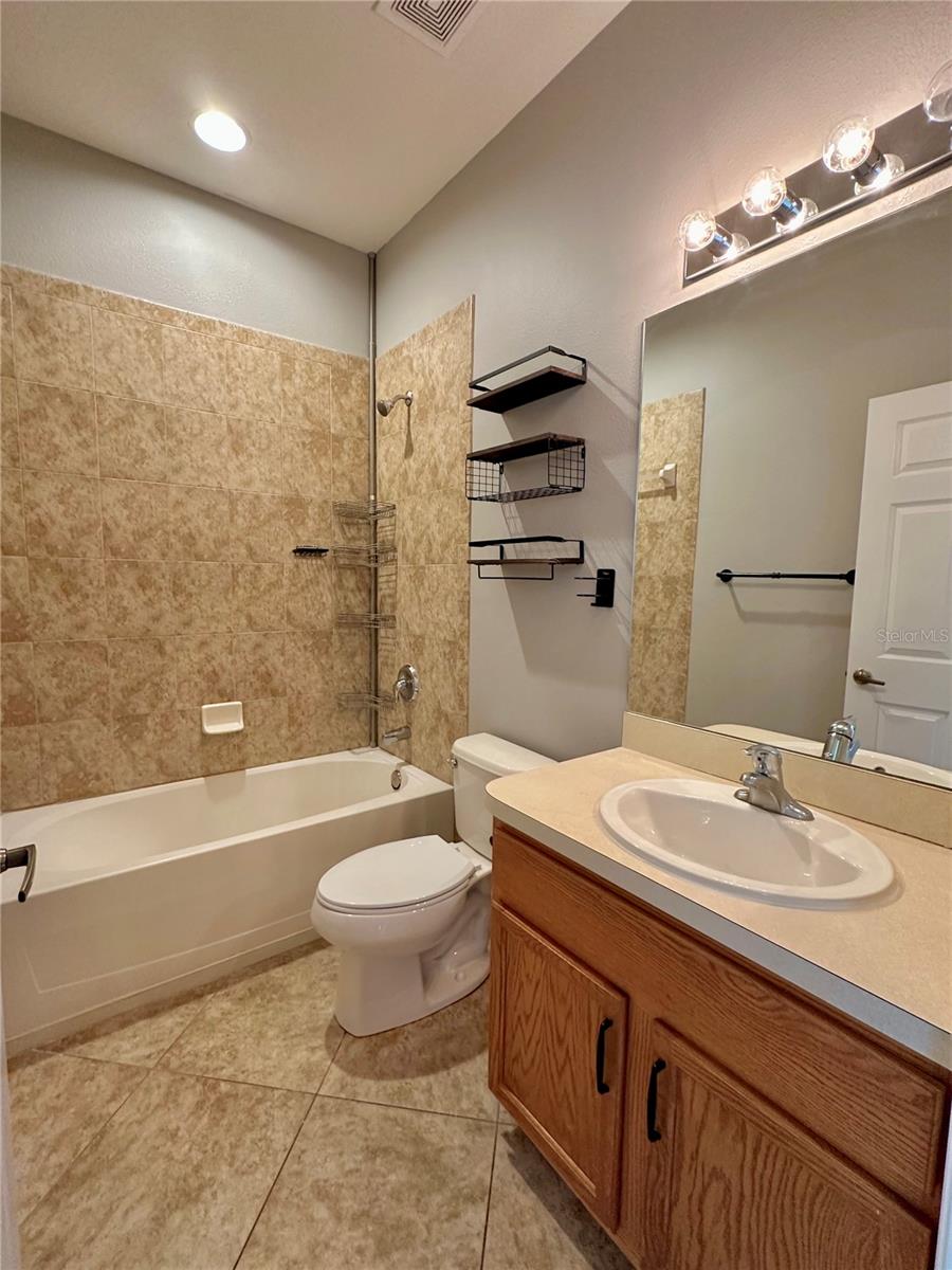 Listing photo id 6 for 11055 Belle Haven Drive
