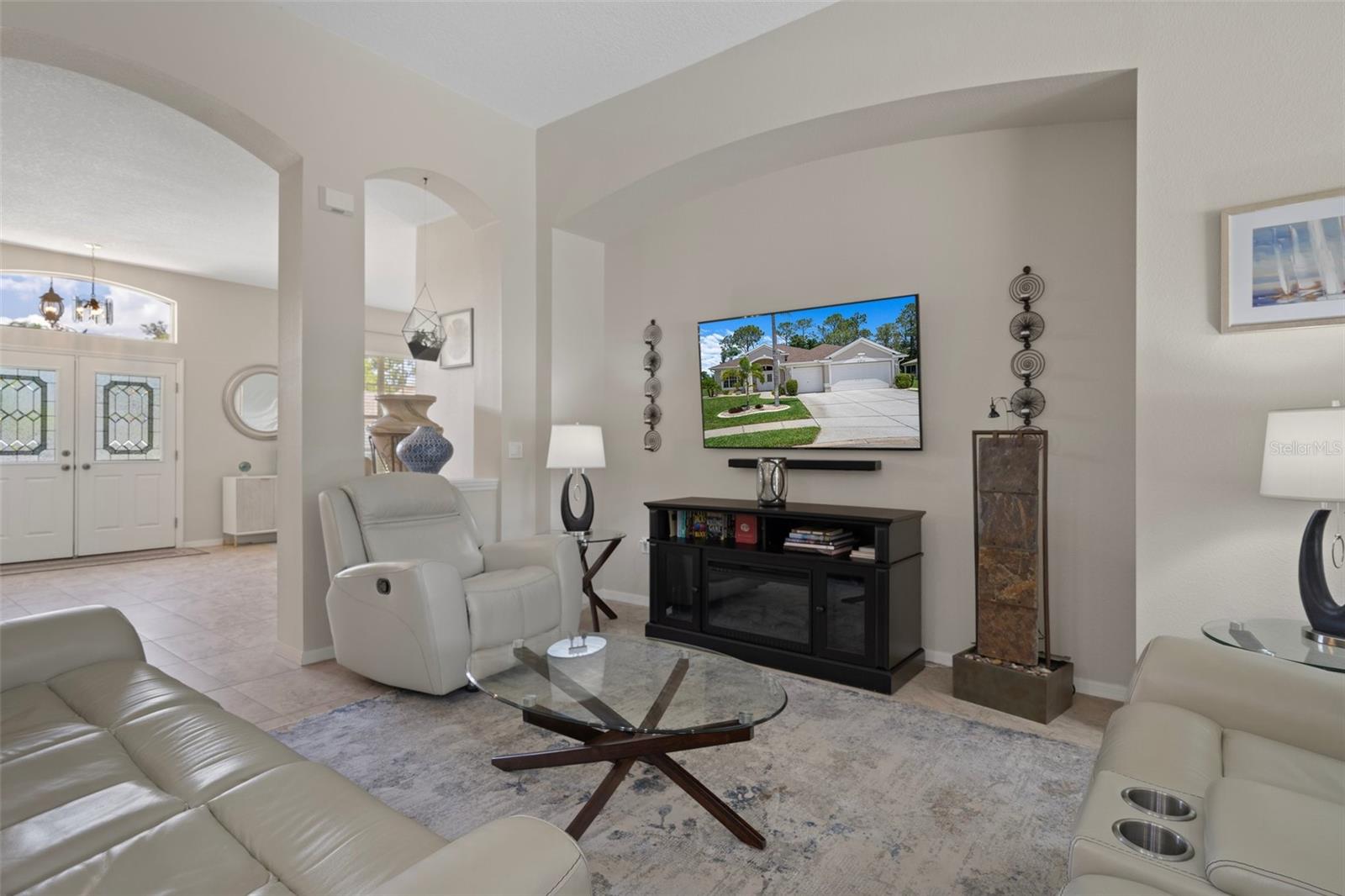 Image 16 of 61 For 9019 Flagstick Lane