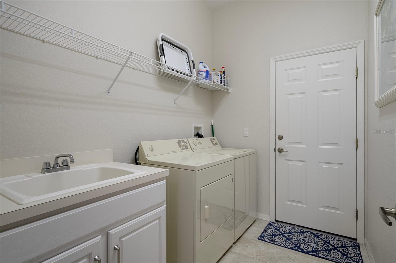 Image 45 of 61 For 9019 Flagstick Lane