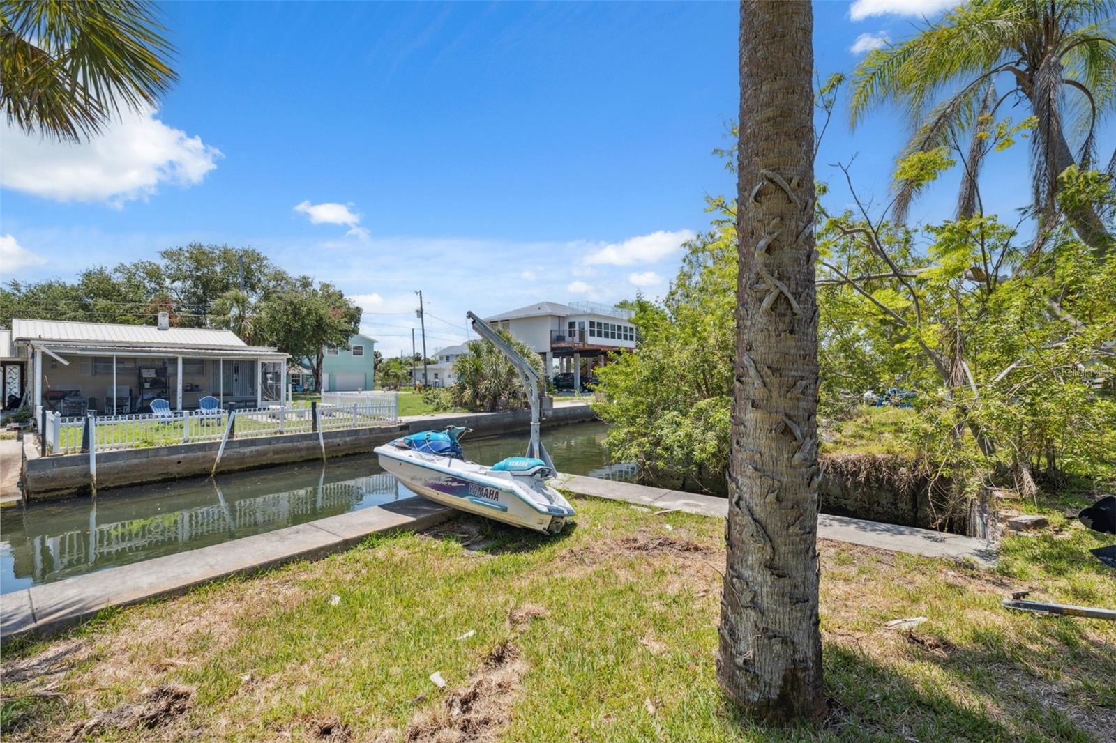 Image 10 of 22 For 14220 Hendry Court