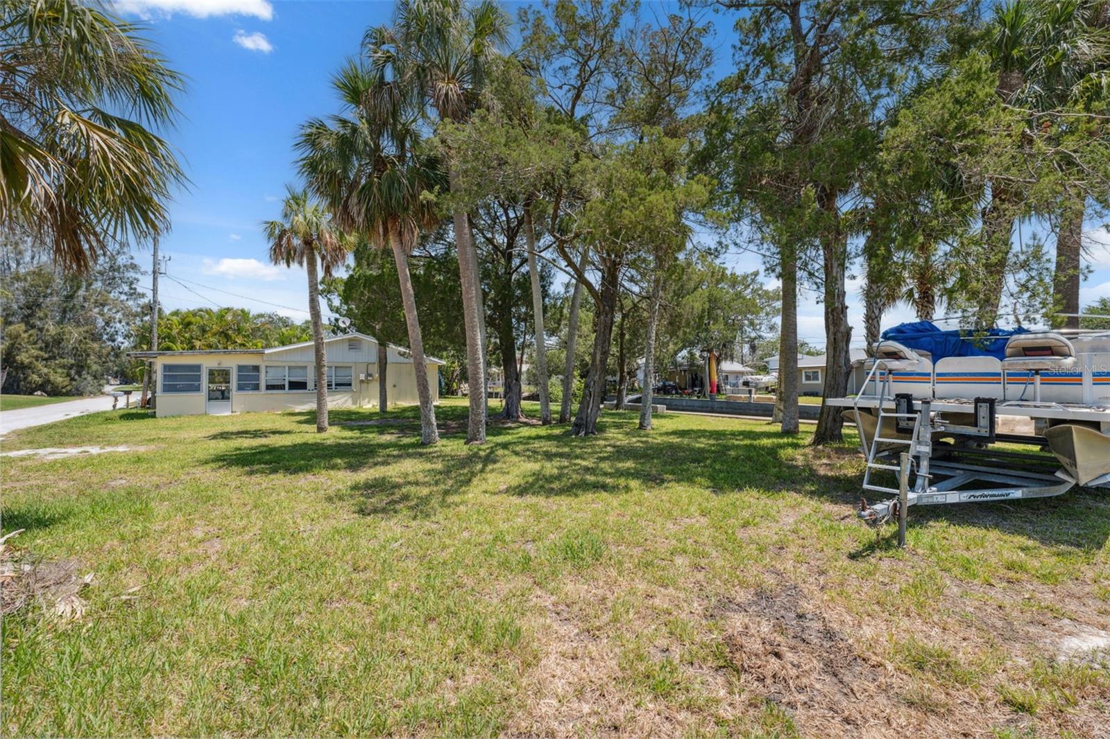 Image 13 of 22 For 14220 Hendry Court