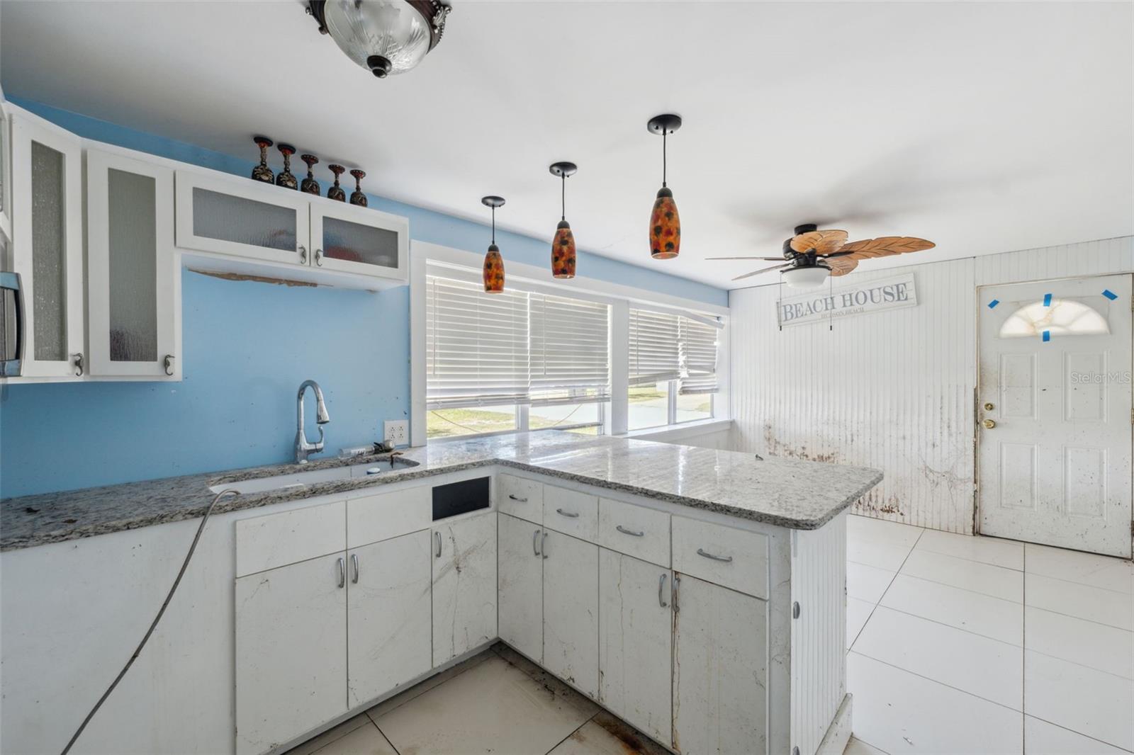 Image 18 of 22 For 14220 Hendry Court