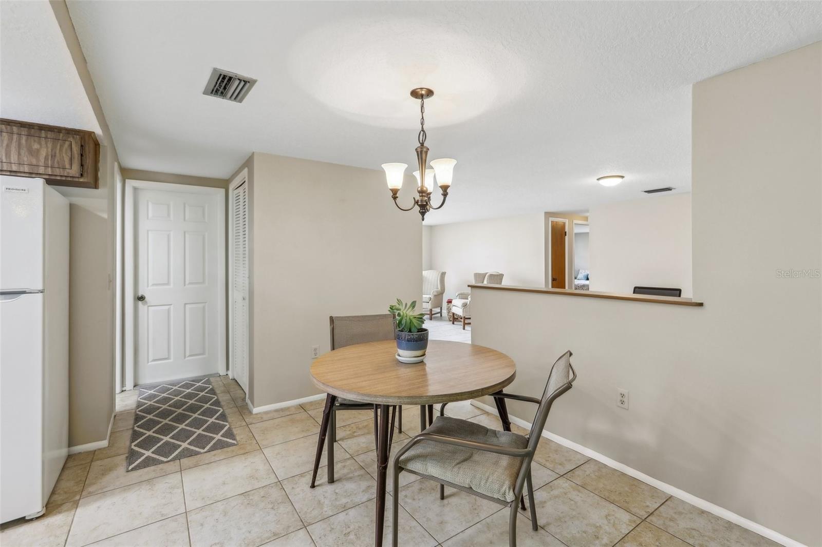 Image 11 of 31 For 4424 Whitetail Lane