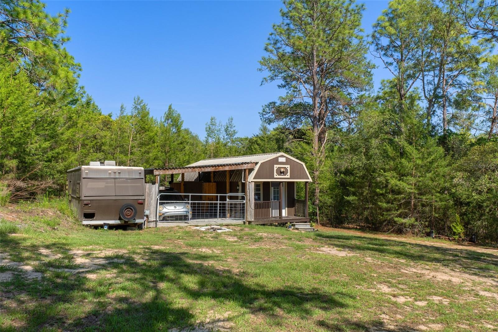 Image 43 of 44 For 7113 Shadywoods Court