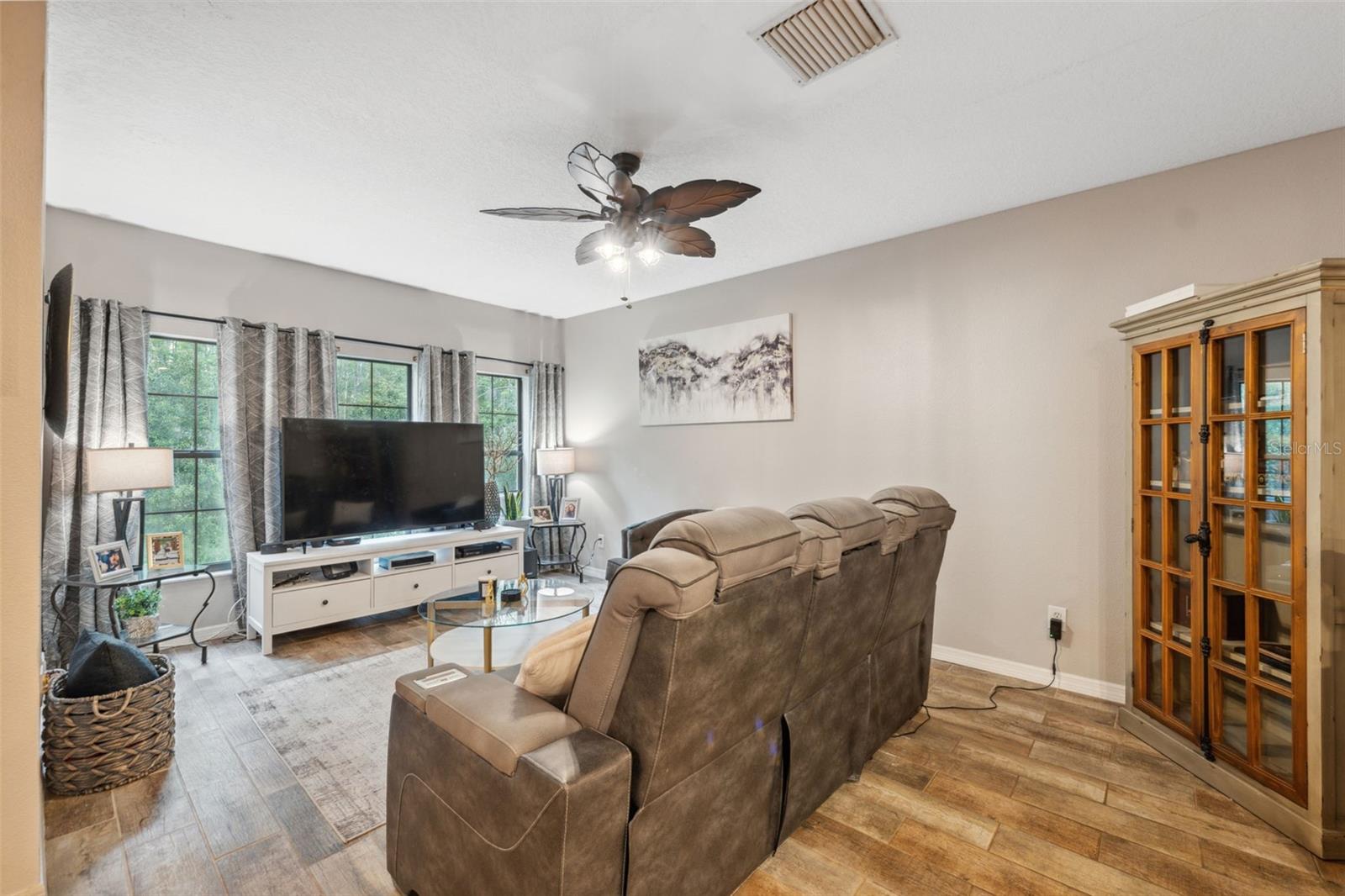 Image 12 of 38 For 1108 Blackwater Drive