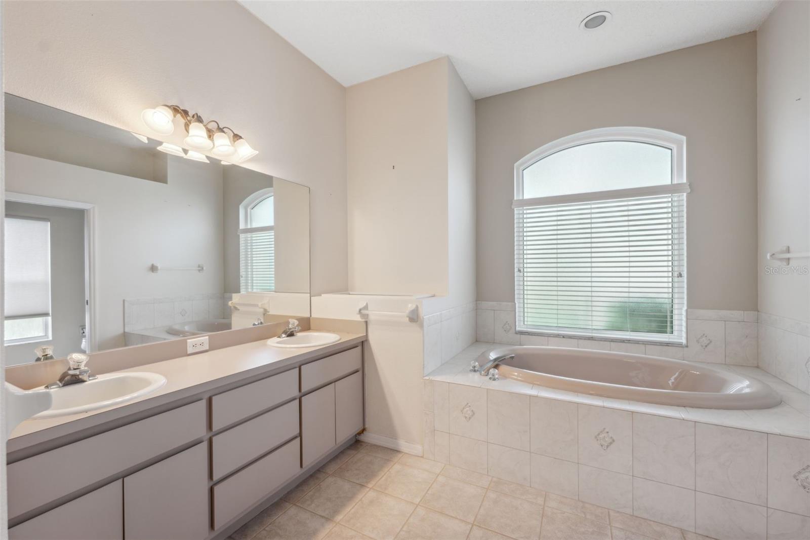 Listing photo id 21 for 10296 Palmgren