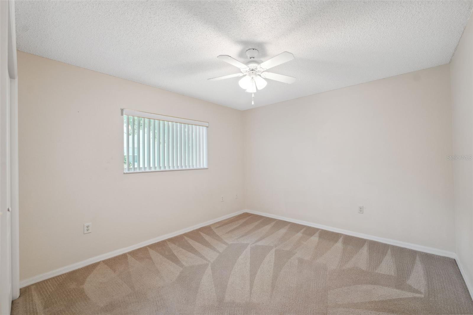 Listing photo id 25 for 10296 Palmgren