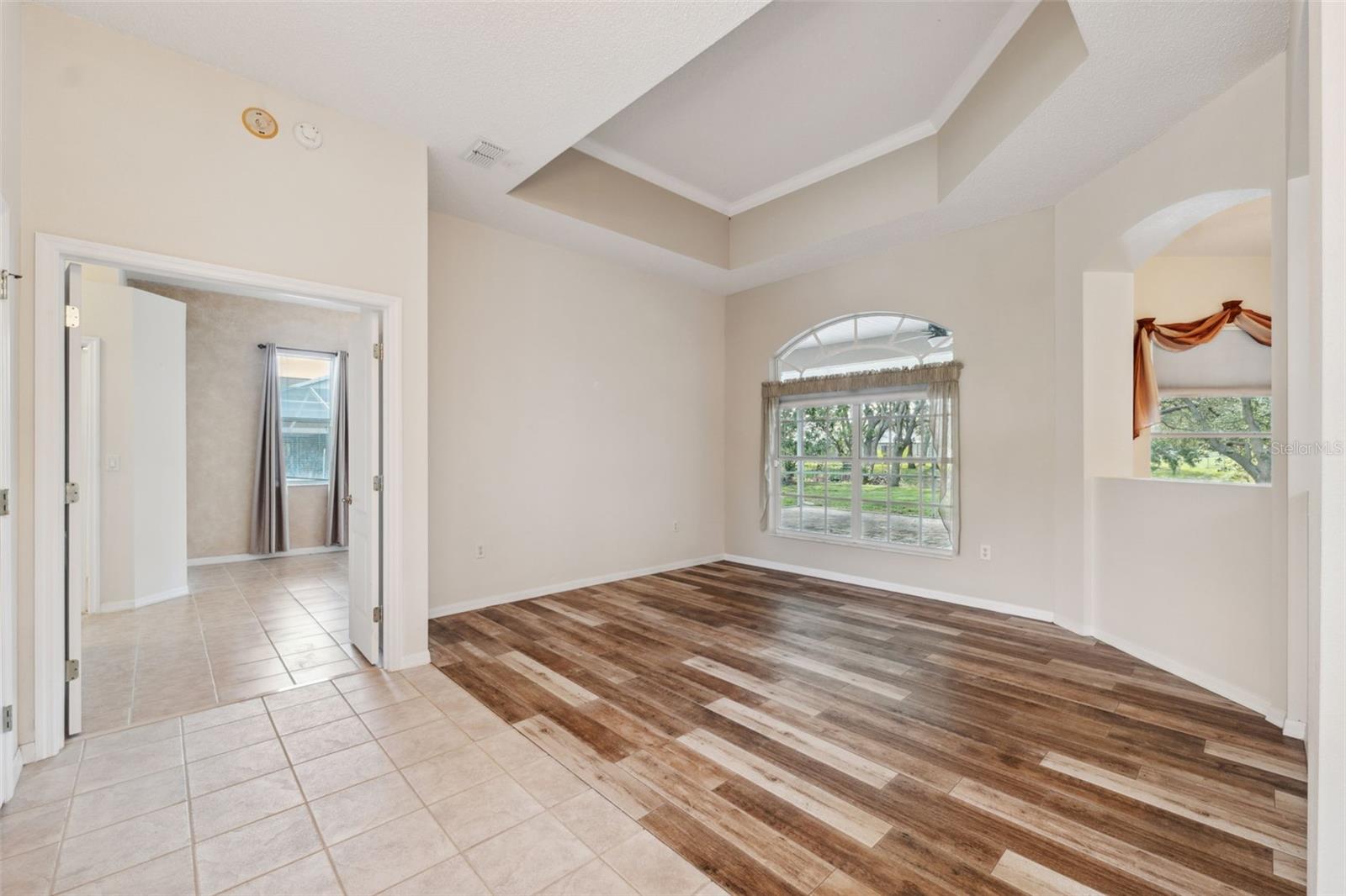 Listing photo id 2 for 10296 Palmgren