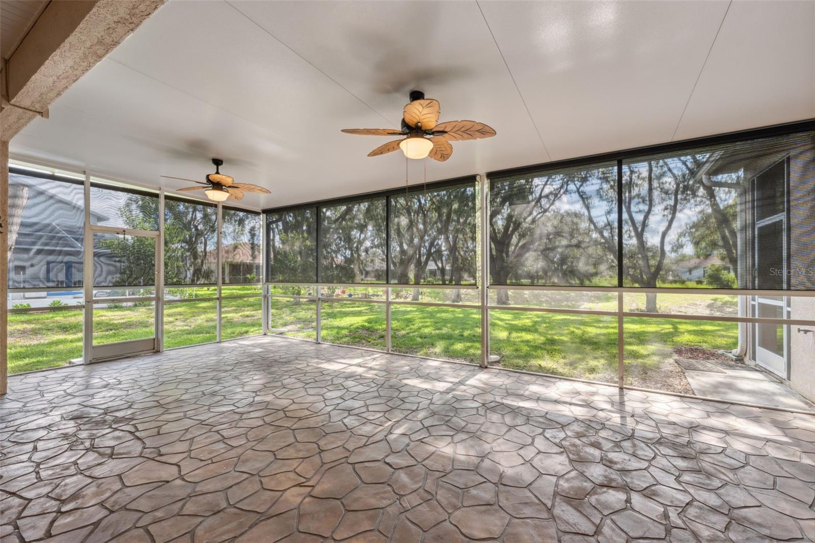 Listing photo id 40 for 10296 Palmgren