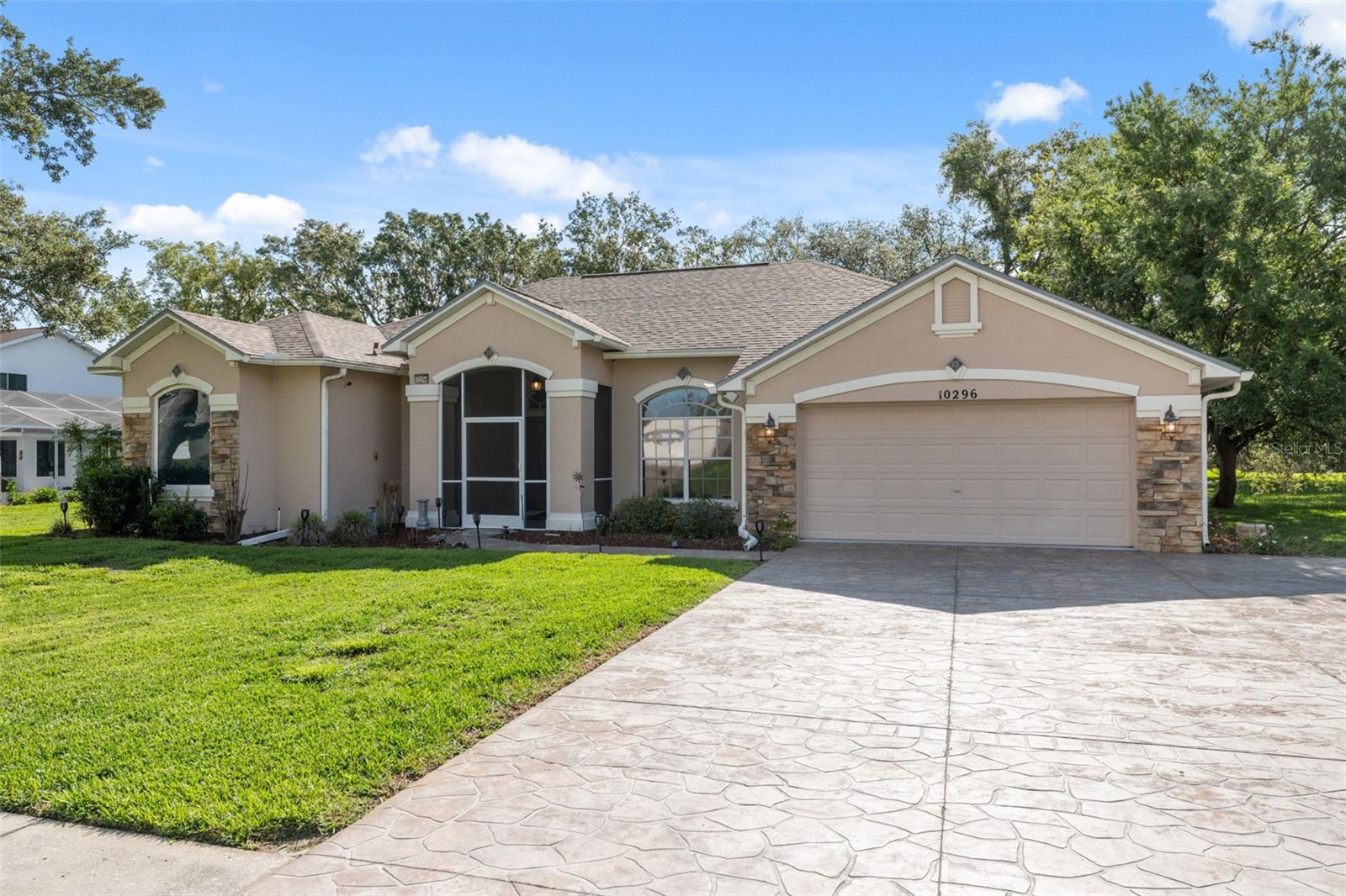 Listing photo id 61 for 10296 Palmgren